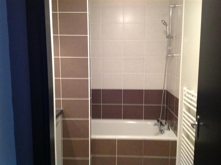 Salle de bains - baignoire